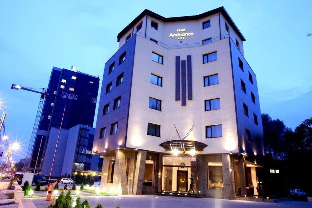 Ambiance Hotel Bukarest Exteriör bild